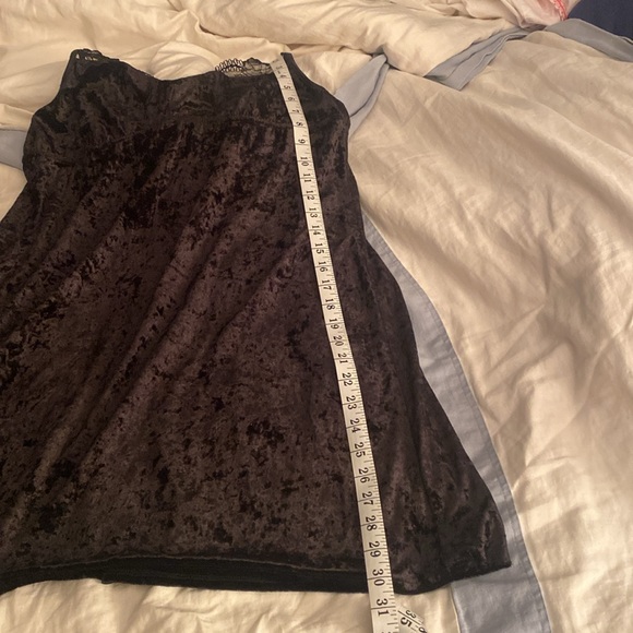 Apt 9- Crushed Stretch Velvet and Lace Sleeveless Mini Dress, Black, Size XXL - Picture 10 of 12